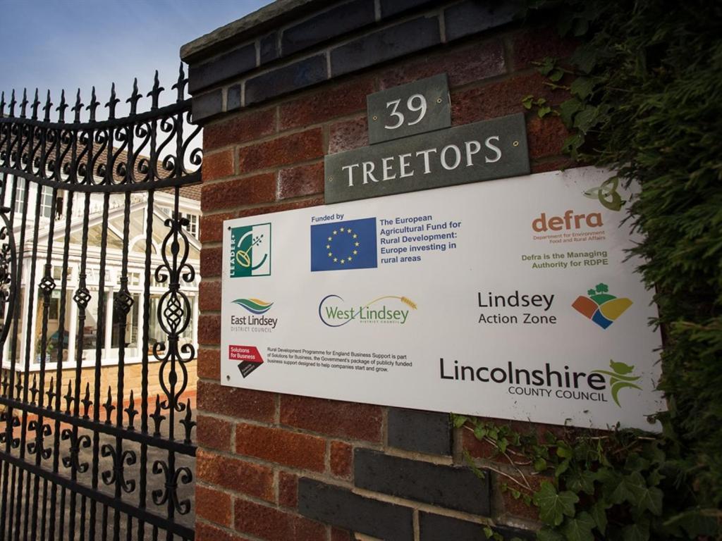 Treetops Cottages & Spa Grimsby Exteriér fotografie
