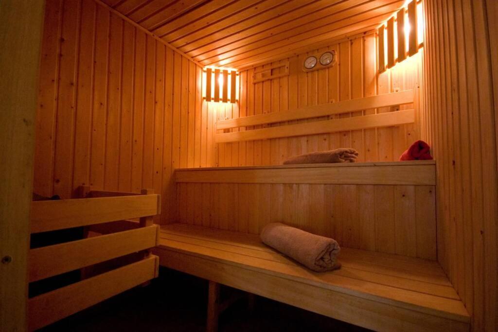 Treetops Cottages & Spa Grimsby Exteriér fotografie