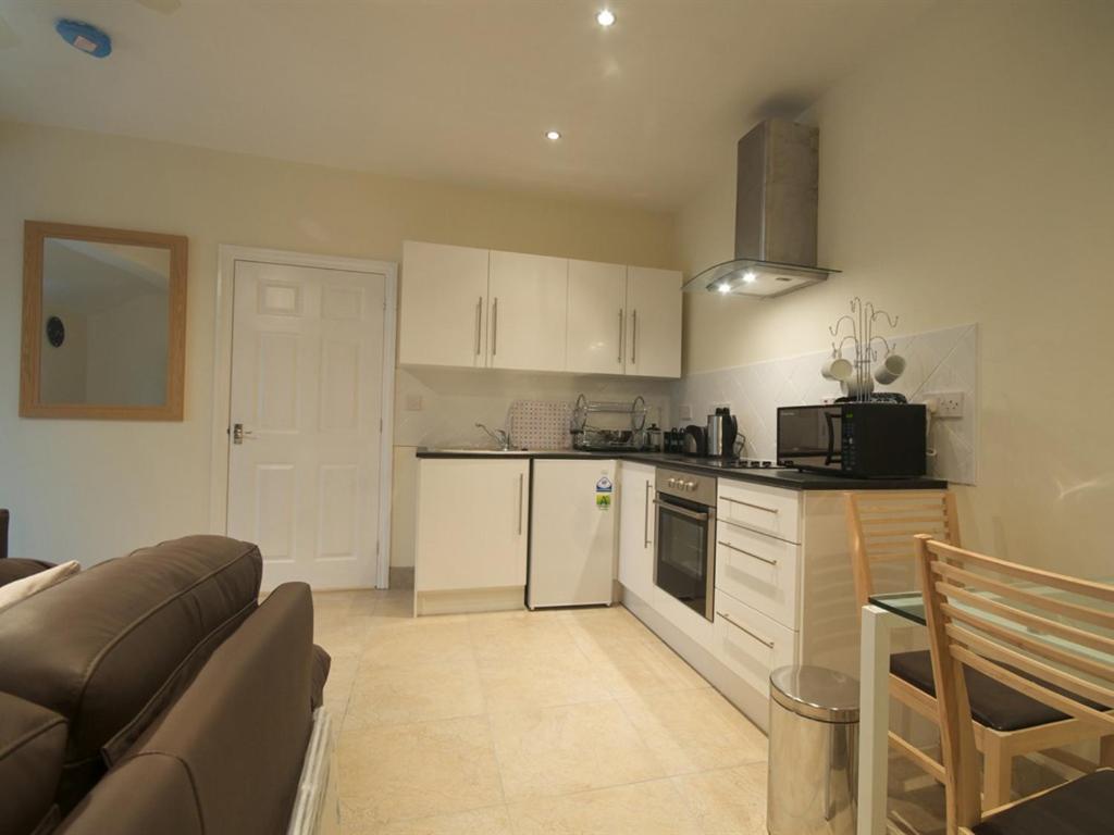 Treetops Cottages & Spa Grimsby Pokoj fotografie
